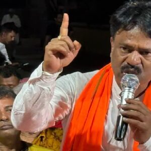 ‘আইনি প্রক্রিয়া নয়, ধরব আর বাংলাদেশে পাঠাব!’ অনুপ্রবেশকারীদের নিয়ে বিস্ফোরক মন্ত্রী অশোক কীর্তনীয়া ‘আইনি প্রক্রিয়া নয়, ধরব আর বাংলাদেশে পাঠাব!’ অনুপ্রবেশকারীদের নিয়ে বিস্ফোরক মন্ত্রী অশোক কীর্তনীয়া