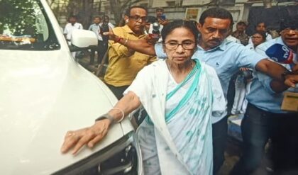 মমতার তুরুপের তাস ‘ফ্যাক্ট ফাইন্ডিং কমিটি’! হার স্বীকারের বদলে এবার পাল্টা লড়াইয়ের ব্লু-প্রিন্ট নবান্নে?
