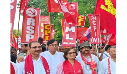 শিক্ষিত সমাজ কি এবার ব্রাত্য করল কাস্তে-হাতুড়িকে? পরাজয়ের পর বামেদের বড় স্বীকারোক্তি, হারের নেপথ্যে কি তবে নতুন সমীকরণ?