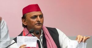 বাংলায় বিপর্যয়ের জের? প্রশান্ত কিশোরের সংস্থার সঙ্গে সম্পর্ক ছিন্ন করলেন অখিলেশ!