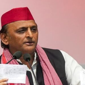 বাংলায় বিপর্যয়ের জের? প্রশান্ত কিশোরের সংস্থার সঙ্গে সম্পর্ক ছিন্ন করলেন অখিলেশ!