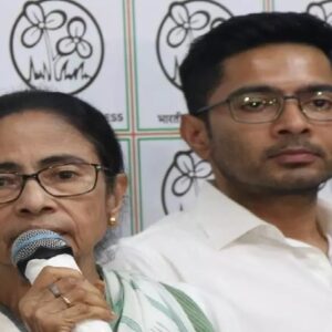 গণতন্ত্রের লড়াই এবার সুপ্রিম কোর্টে! বাংলার জনাদেশ মানতে নারাজ মমতা, দিল্লির দরবারে কি মিলবে স্বস্তি?