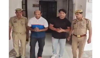 জিমে শরীরচর্চার আড়ালে নারকীয় কাণ্ড! প্রি-ওয়ার্কআউট ড্রিঙ্কে মেশানো হলো নেশা, আলম-আকরামের জন্য তৈরি ‘যোগী দাওয়াই’
