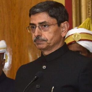 রাজভবন বনাম নবান্ন! পদত্যাগ করলেন না মমতা, সাংবিধানিক ক্ষমতাবলে চরম পদক্ষেপ রাজ্যপাল আর এন রবির