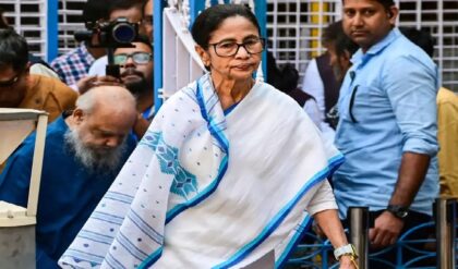 গণনার আগে রণক্ষেত্র হওয়ার ভয়? কলকাতার ৭ জায়গায় জারি ১৬৩ ধারা! ইভিএম ঘিরে চরম উত্তেজনা