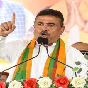 মুখ্যমন্ত্রীর চেয়ারে বসার আগেই হাড়হিম করা হুঙ্কার শুভেন্দুর! এবার কি খুলবে রাঘববোয়ালদের ‘দুর্নীতির’ ফাইল?