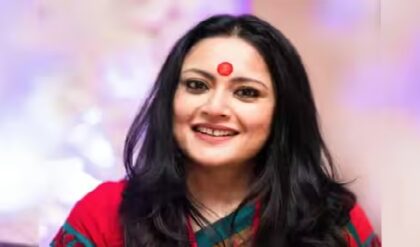গ্ল্যামার ওয়ার্ল্ড থেকে সরাসরি নবান্ন! শুভেন্দুর মন্ত্রিসভায় অগ্নিমিত্রা পাল, কেমন ছিল ফ্যাশন ডিজাইনার থেকে মন্ত্রী হওয়ার সেই রূপকথার সফর?