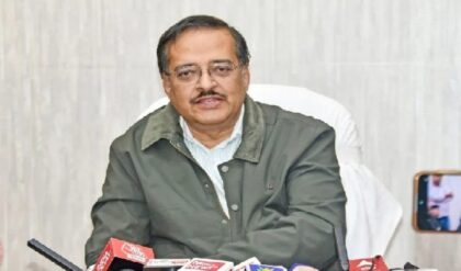 শুভেন্দুর ‘মাস্টারস্ট্রোক’! নবান্ন সামলাতে পাশে চাইলেন তুখোড় এই প্রাক্তন আমলাকে, মুখ্যমন্ত্রীর সচিব পদেও এল বড় চমক