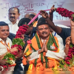 পড়াশোনায় কতটা তুখোড় শুভেন্দু? কাঁথির স্কুল থেকে রাজনীতির শিখর— জানলে চমকে যাবেন মুখ্যমন্ত্রীর শিক্ষাগত যোগ্যতা!