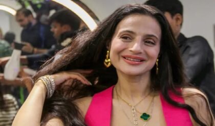 ‘একটাও ব্লকবাস্টার নেই অথচ সে সুপারস্টার!’ বর্তমানের বলি-সুন্দরীদের কড়া তোপ দাগলেন ক্ষুব্ধ আমিশা ‘একটাও ব্লকবাস্টার নেই অথচ সে সুপারস্টার!’ বর্তমানের বলি-সুন্দরীদের কড়া তোপ দাগলেন ক্ষুব্ধ আমিশা