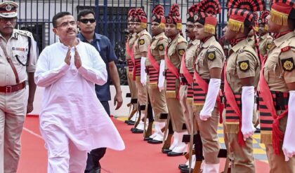 রাজ্যে কি এবার ‘সমান্তরাল’ প্রশাসন? মমতাকে চ্যালেঞ্জ জানিয়ে বড় ঘোষণা শুভেন্দুর, তোলপাড় বাংলা!