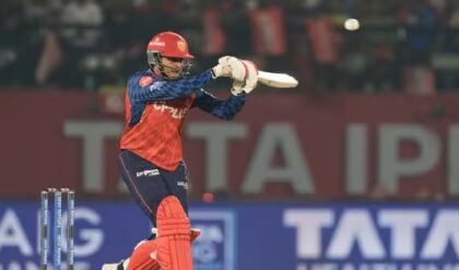আইপিএল-এ যা পারেননি ধোনি-বিরাটও, তাই করে দেখালেন প্রিয়াংশ! ডাস্টবিনে গেল সব পুরনো রেকর্ড?