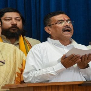 লক্ষ্মীর ভাণ্ডার থেকে বার্ধক্য ভাতা—তালিকায় কি আপনার নাম থাকবে? নবান্নের নতুন কড়া পদক্ষেপে বাড়ছে উদ্বেগ! লক্ষ্মীর ভাণ্ডার থেকে বার্ধক্য ভাতা—তালিকায় কি আপনার নাম থাকবে? নবান্নের নতুন কড়া পদক্ষেপে বাড়ছে উদ্বেগ!