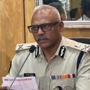 লালবাজারের ডাবল ধামাকা! একদিকে মাওবাদীর আত্মসমর্পণ, অন্যদিকে পুলিশের জালে ‘মোস্ট ওয়ান্টেড’ শ্রদ্ধা
