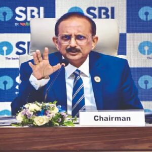 SBI Recruitment: ব্যাঙ্কে চাকরির সুবর্ণ সুযোগ! ৪০০০ পদে নিয়োগের ঘোষণা স্টেট ব্যাঙ্কের, কারা আবেদন করতে পারবেন?