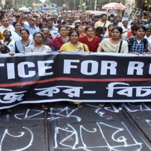 আরজি কর ফাইলের ধুলো ঝাড়তেই বিনীত-সহ ৩ আইপিএস সাসপেন্ড! নবান্ন থেকে শুভেন্দুর মেগা অ্যাকশন