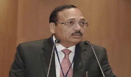 ‘ওরা আরশোলা, সমাজের পরজীবী!’ সুপ্রিম কোর্টে তুমুল গর্জন প্রধান বিচারপতির, কাদের দিকে তির?