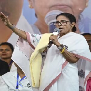 ‘আমি নিজে পার্টি অফিস রঙ করব!’ ভোটের ফল আসতেই রুদ্রমূর্তি মমতার, ৭ দিনের চরম হুঁশিয়ারি ‘আমি নিজে পার্টি অফিস রঙ করব!’ ভোটের ফল আসতেই রুদ্রমূর্তি মমতার, ৭ দিনের চরম হুঁশিয়ারি