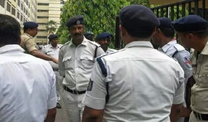 কলকাতায় গাড়ি পার্কিং করার আগে সাবধান! লালবাজারের নতুন নিয়মে এক ভুলেই ফাঁকা হবে পকেট