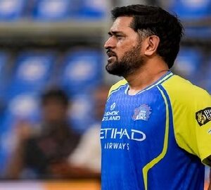 শতভাগ ফিট ধোনি, তাও কেন নামছেন না মাঠে? সিএসকে ড্রেসিংরুমের গোপন সত্য ফাঁস হতেই তোলপাড় ক্রিকেটবিশ্ব!