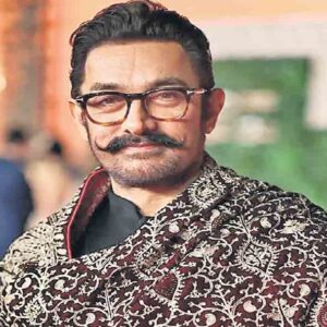 সবাই যেখানে লাইমলাইট খোঁজেন, আমির সেখানে কেন পালিয়ে বেড়ান? বলিউডের ‘মিস্টার পারফেকশনিস্ট’-এর গোপন রহস্য ফাঁস! সবাই যেখানে লাইমলাইট খোঁজেন, আমির সেখানে কেন পালিয়ে বেড়ান? বলিউডের ‘মিস্টার পারফেকশনিস্ট’-এর গোপন রহস্য ফাঁস!