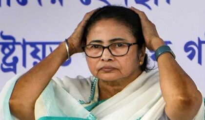 “৫ শতাংশের ‘ম্যাজিক’ খেলায় স্বপ্নভঙ্গ মমতার!”-মোদী-ঝড়ে খড়কুটোর মতো উড়ল তৃণমূল