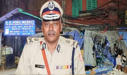 TMC-অফিস গুঁড়িয়ে দিচ্ছে ‘বুলডোজার’!, হিংসা রুখতে JCB মালিকদেরও চরম হুঁশিয়ারি লালবাজারের!