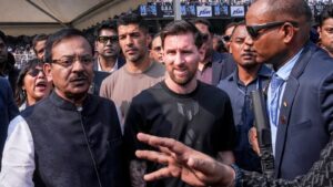 “মেসি কেলেঙ্কারির জন্য দায়ী অরূপ বিশ্বাস”-৭০০ কোটির ক্রীড়া বাজেট নিয়ে বিস্ফোরক মনোজ
