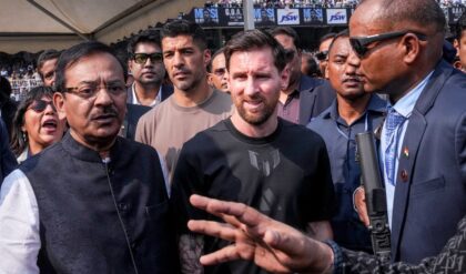 “মেসি কেলেঙ্কারির জন্য দায়ী অরূপ বিশ্বাস”-৭০০ কোটির ক্রীড়া বাজেট নিয়ে বিস্ফোরক মনোজ