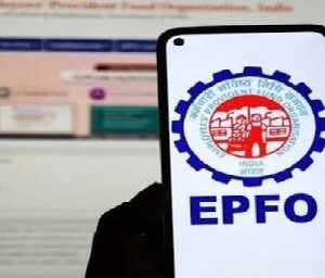 PF গ্রাহকদের পোয়াবারো! এবার কি ৮.২৫% হারে সুদ? পেনশন ও টাকা তোলার পদ্ধতিতে ঐতিহাসিক বদলের পথে মোদী সরকার