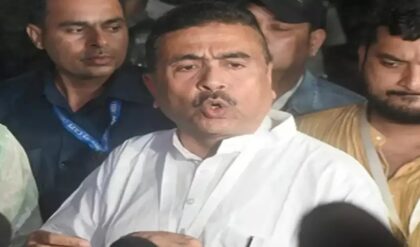 “চুক্তিভিত্তিক কর্মী কেন টেবিলে?” ভোটগণনার আগের রাতে ইসি-কে জরুরি মেইল শুভেন্দুর, বড় কোনো চক্রান্তের ইঙ্গিত?