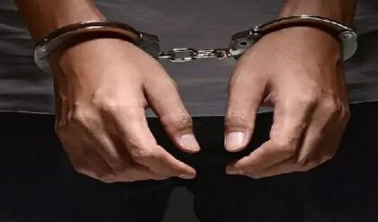 পুণেতে শিউরে ওঠা পাশবিকতা: শিশুকে ধর্ষণ করে কোপাল ১৬ বছরের কিশোর! মা যখন খুঁজছেন, তখন লাশের পাশেই দাঁড়িয়ে খুনি!