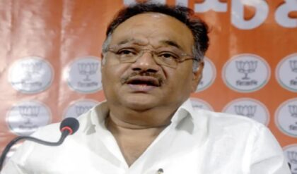 ভবানীপুরে কি এবার ‘লোডশেডিং’ হবে? মমতা বন্দ্যোপাধ্যায়কে পাল্টা চ্যালেঞ্জ ছুড়ে দিলেন শমীক ভট্টাচার্য!
