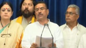 “বন্ধ হচ্ছে না কোনও প্রকল্প”-প্রথম ক্যাবিনেটেই মুখ্যমন্ত্রী শুভেন্দুর বড় ঘোষণা