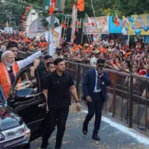 বিশেষ: ১৩টি গাড়ি না কি আরও বেশি? প্রধানমন্ত্রীর কনভয়ে ঠিক কী কী থাকে?