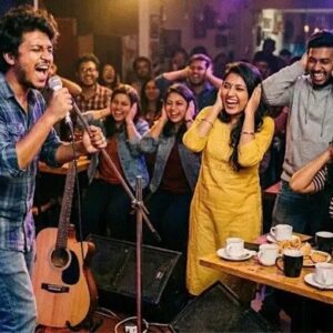 মানুষ হাসলেও থামেন না? বেসুরো গলায় গান গাওয়া আসলে কিসের লক্ষণ?