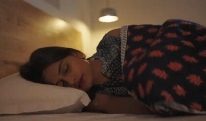 “বেশি ঘুমালেই কমছে আয়ু!”-গবেষকদের নতুন তথ্যে তোলপাড়—বদলে ফেলুন এই অভ্যাস