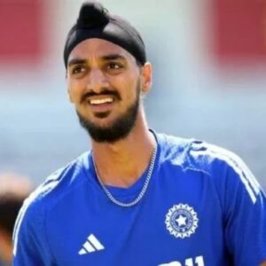 ওরে অন্ধ!” ম্যাচ শুরুর আগেই তিলককে কী বললেন অর্শদীপ? ভাইরাল ভিডিও ঘিরে তোলপাড় আইপিএল