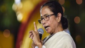 ‘সংখ্যালঘুদের টার্গেট, চলছে বুলডোজার!’-নতুন রণকৌশল ঘোষণা করলেন মমতা