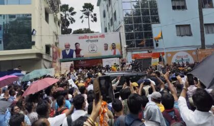 “মুখ্যমন্ত্রীর ‘জনতার দরবার”—চাকরিপ্রার্থীদের ভিড়ে নবান্নের আদলে প্রশাসনিক সক্রিয়তা “মুখ্যমন্ত্রীর ‘জনতার দরবার”—চাকরিপ্রার্থীদের ভিড়ে নবান্নের আদলে প্রশাসনিক সক্রিয়তা