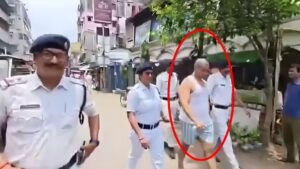 “অন্তর্বাস পরিয়ে রাস্তায় ঘোরালো পুলিশ!”-হাওড়ায় গ্যাংস্টার কে ঘিরে তুঙ্গে বিতর্ক
