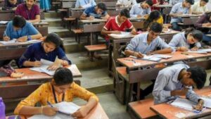 বায়ুসেনার বিমানে সেন্টারে পৌঁছবে NEET-এর প্রশ্নপত্র? নিরাপত্তার চূড়ান্ত ছকে সরকার