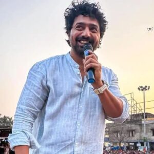 “সরকার চালাতে ‘এক বছর সময়’ লাগবে!”-নতুন সরকারের পাশে দাঁড়িয়ে কী বললেন দেব? “সরকার চালাতে ‘এক বছর সময়’ লাগবে!”-নতুন সরকারের পাশে দাঁড়িয়ে কী বললেন দেব?