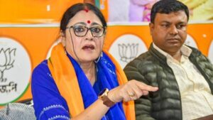 “৩ হাজার টাকার জন্য ১২ পাতার ফর্ম!”-কেন এতো ঝক্কি? সাফাই দিলেন অগ্নিমিত্রা