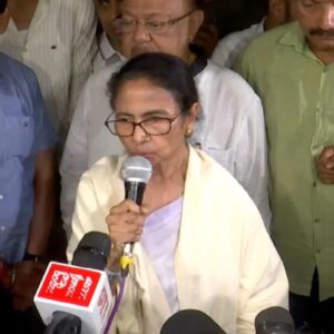 “নেত্রীর ডাকেও সাড়া নেই!”-মাত্র ২০ বিধায়ককে নিয়ে বৈঠক বাতিলের পর বড় ঘোষণা তৃণমূলের “নেত্রীর ডাকেও সাড়া নেই!”-মাত্র ২০ বিধায়ককে নিয়ে বৈঠক বাতিলের পর বড় ঘোষণা তৃণমূলের