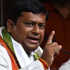 অনুপ্রবেশকারীদের বিরুদ্ধে কড়া অবস্থান কেন্দ্রীয় মন্ত্রীর, ‘ভারত ধর্মশালা নয়’, হুঙ্কার সুকান্তের অনুপ্রবেশকারীদের বিরুদ্ধে কড়া অবস্থান কেন্দ্রীয় মন্ত্রীর, ‘ভারত ধর্মশালা নয়’, হুঙ্কার সুকান্তের
