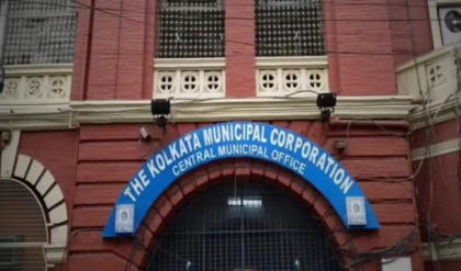 কলকাতা পুরসভায় বড় ভাঙন! মেয়র ফিরহাদ হাকিমের অস্বস্তি বাড়িয়ে আজই ইস্তফা দিতে পারেন তৃণমূলের দুই হেভিওয়েট? কলকাতা পুরসভায় বড় ভাঙন! মেয়র ফিরহাদ হাকিমের অস্বস্তি বাড়িয়ে আজই ইস্তফা দিতে পারেন তৃণমূলের দুই হেভিওয়েট?
