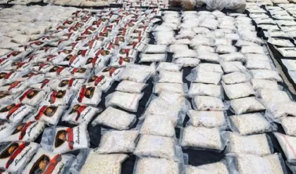 ভারত সীমান্তে বড় ধাক্কা ড্রাগ মাফিয়াদের! গুজরাত উপকূলে ১১৫০ কোটির কোকেন বাজেয়াপ্ত, করাচি যোগে তোলপাড় ভারত সীমান্তে বড় ধাক্কা ড্রাগ মাফিয়াদের! গুজরাত উপকূলে ১১৫০ কোটির কোকেন বাজেয়াপ্ত, করাচি যোগে তোলপাড়