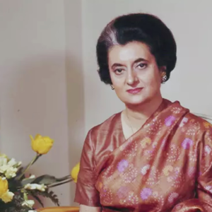 শুধু গান নয়, যেন এক জীবন্ত ইতিহাস! কেন ‘নৌনিহাল’ সিনেমাকে করমুক্ত করেছিলেন ইন্দিরা? শুধু গান নয়, যেন এক জীবন্ত ইতিহাস! কেন ‘নৌনিহাল’ সিনেমাকে করমুক্ত করেছিলেন ইন্দিরা?