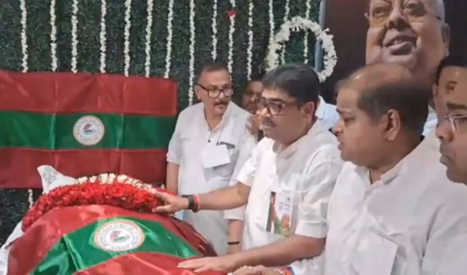 চিরনিদ্রায় সবুজ-মেরুনের ‘ত্রাতা’, শেষ বিদায়েও মোহনবাগান তাঁবুতে আবেগের বিস্ফোরণ!